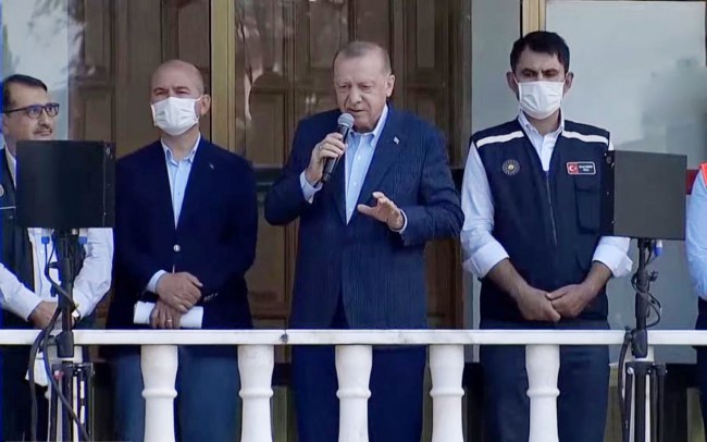 Cumhurbaşkanı Erdoğan Kastamonu'da… "Bu afetleri de birlikte aşacağız"