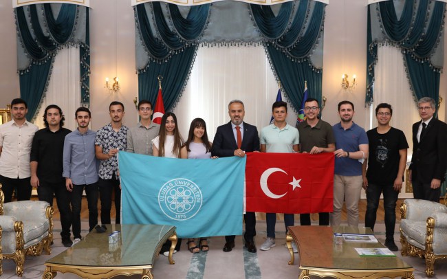 Büyükşehir desteğiyle Bursa'nın gururu oldular