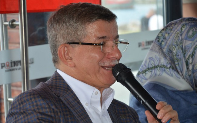 Davutoğlu'ndan Bursa Gemlik ziyareti