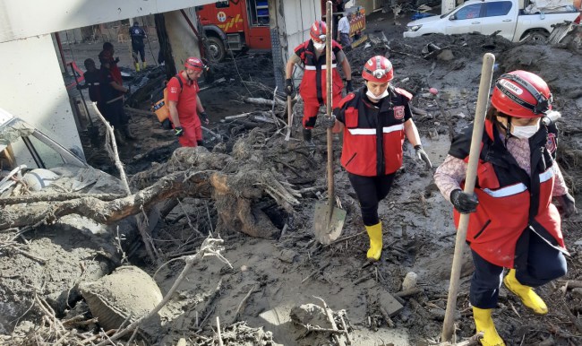 Kdz.Ereğli Belediyesi afet bölgesinde