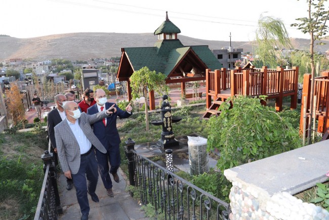 Vali Mahmut Demirtaş, Derik ve Mazıdağı'nda incelemelerde bulundu