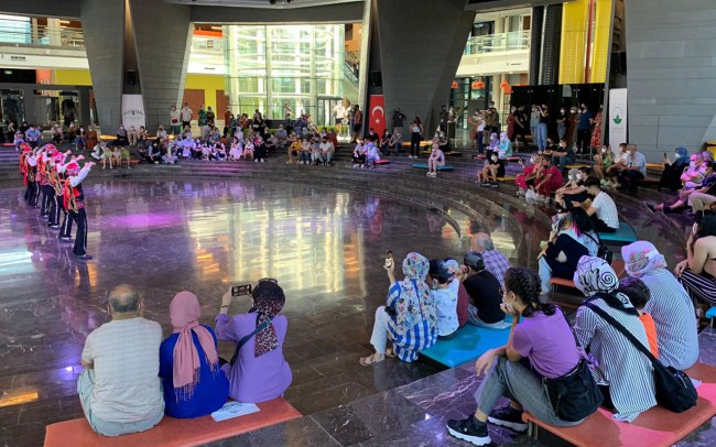 Bursa Osmngazi'de dans tutkunları Fetih Müzesi'nde buluştu