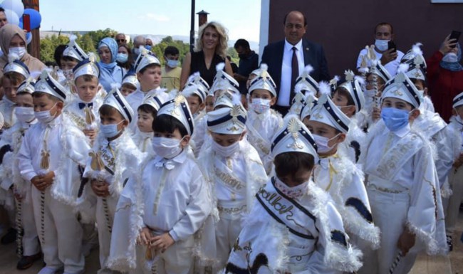 Gülüç Belediyesi 7. geleneksel sünnet şöleni gerçekleştirildi