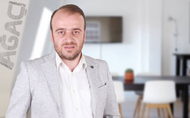 "Yanan ormanlara tekrar çam ağacı dikelim"