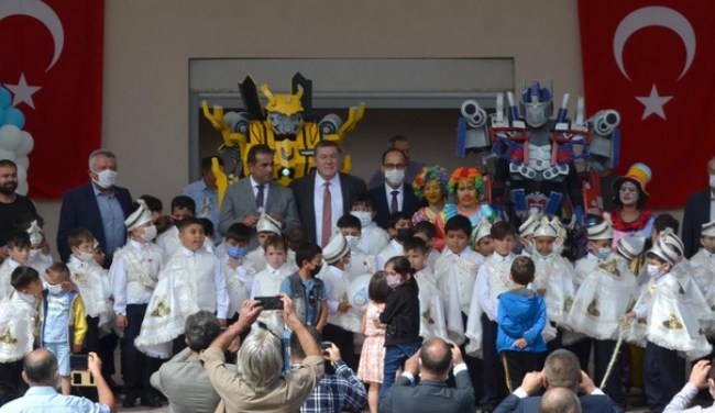 Alaplı Belediyesinden görkemli sünnet şöleni