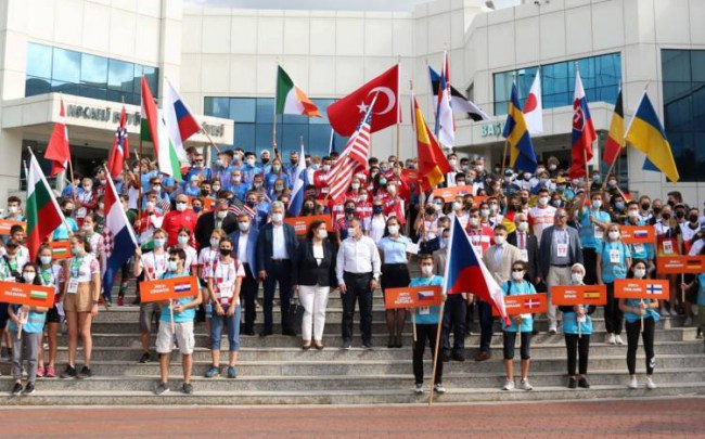 Dünya Oryantiring Yarışması'na İzmit'ten start