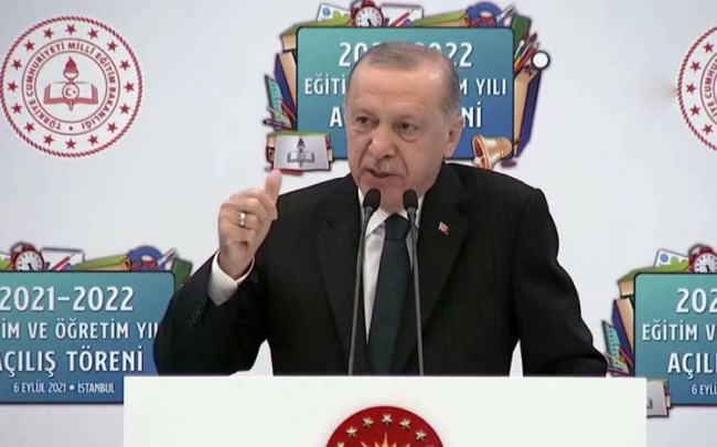 "Yüz yüze eğitimi sürdürmekte kararlıyız"