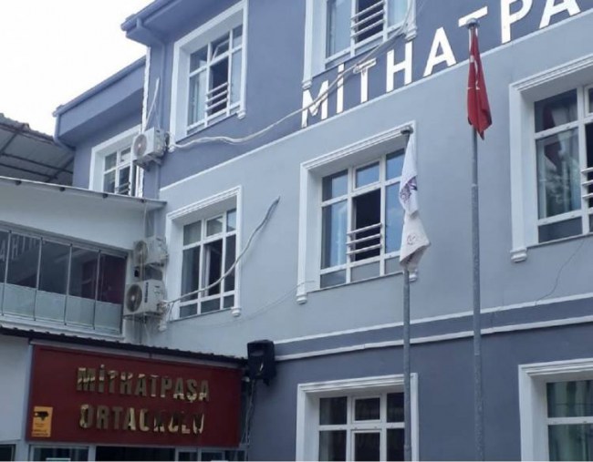 Bursa'da veliler okulu 5 yıldızlı özel okula çevirdi (ÖZEL HABER)