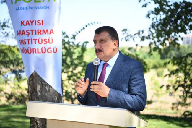 Malatya'da Kayısı Araştırma Enstitüsü Glütensiz Bisküvi Tesisi açıldı