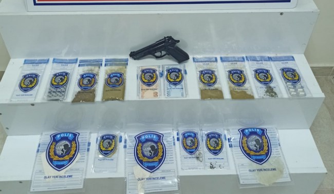 Emniyet'ten uyuşturucu satıcılarına operasyon
