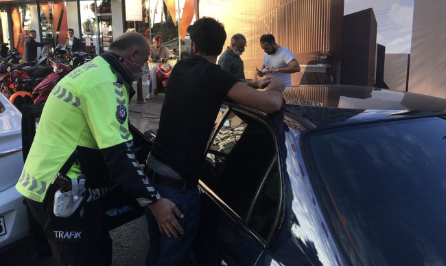 Dur ihtarına uymadı, kaçarken yakalandı