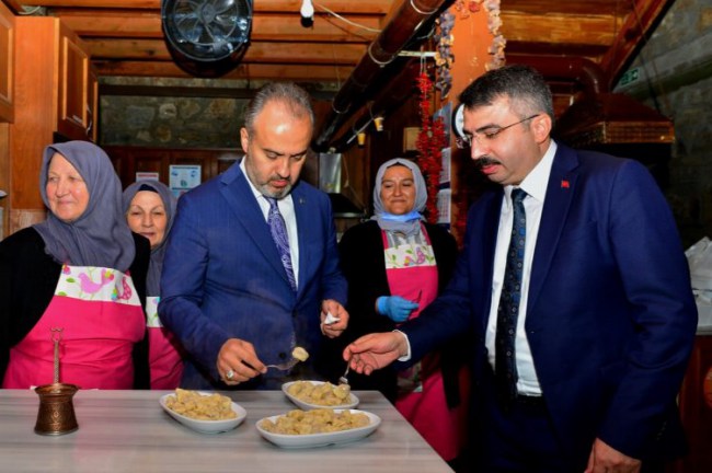 Yıldırım Belediyesi, kadın kooperatiflerine destek veriyor