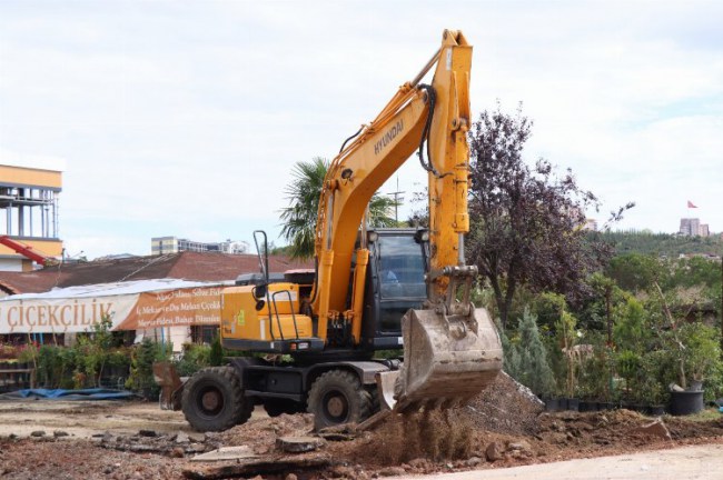 Kandıra Yolu Caddesi yenileniyor