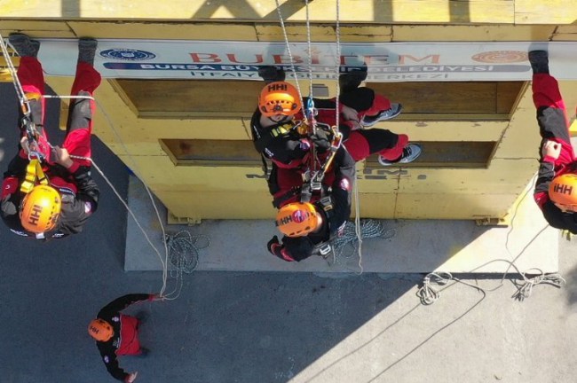 Bursa'da gerçeği aratmayan tatbikat