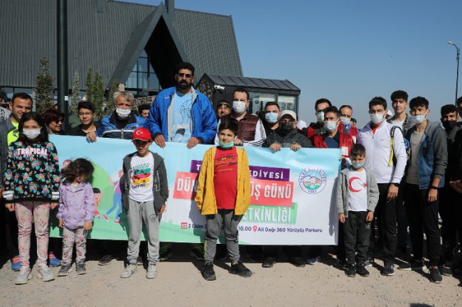 Yürüyüş Günü'nde Ali Dağı'nda keyifli mesai