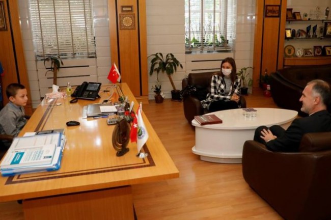 Bursa İnegöl'de Başkan Taban makamı Berat'a devretti