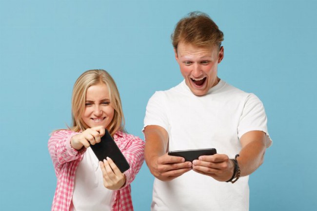 4,5 saatimiz mobil geçiyor