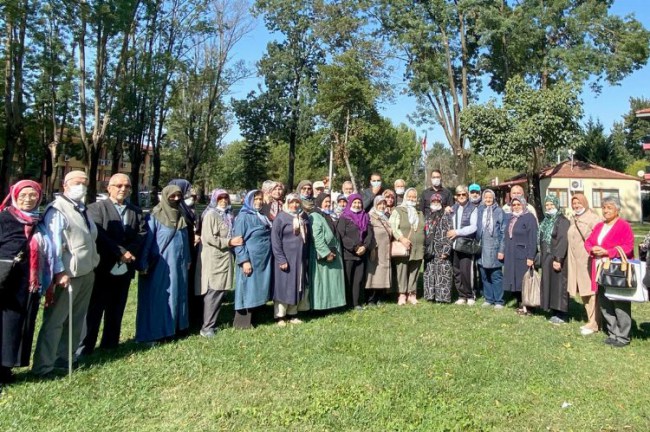 Sakarya'da YADEM yaşlıları kahvaltıda buluştu