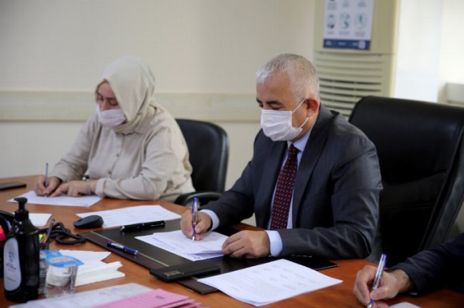 Kocaeli Büyükşehir Belediyesi encümen toplantısı yaptı