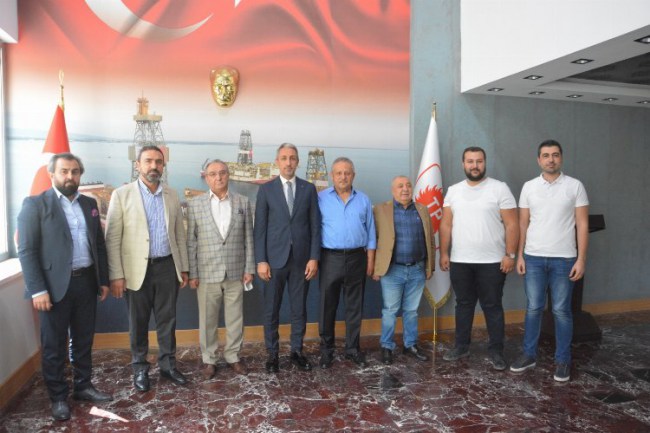 Batman'da STK'lardan TPAO'ya teşekkür ziyareti