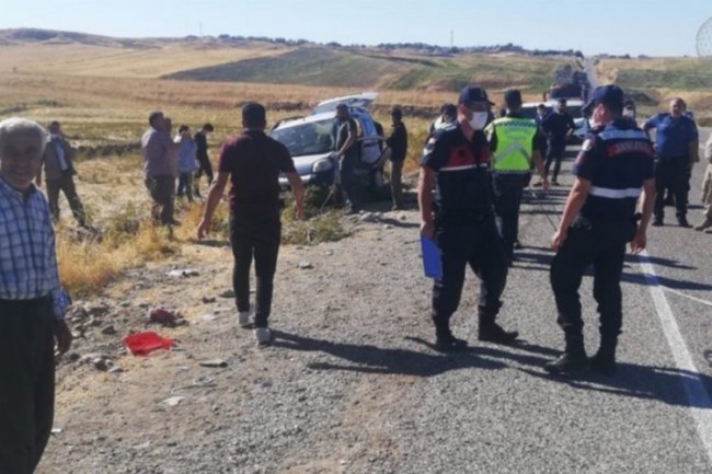 Adıyaman Samsat yolunda feci kaza: 1 öldü, 3 yaralı