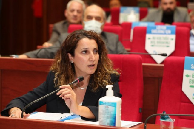 İzmit Belediye Başkan Yardımcısı Yalçın, "Sayıştay raporu hiçe sayılıyor"