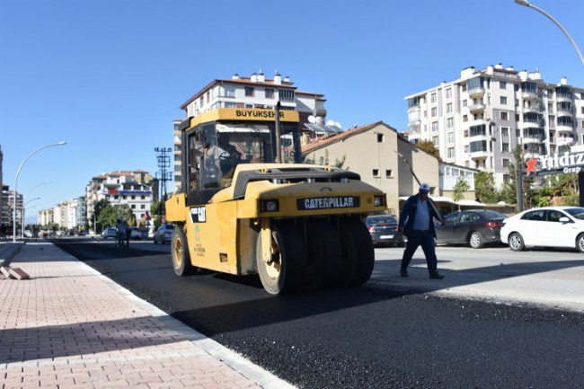 Malatya'da Güngör Caddesi 9 metreden 14 metreye çıkarıldı