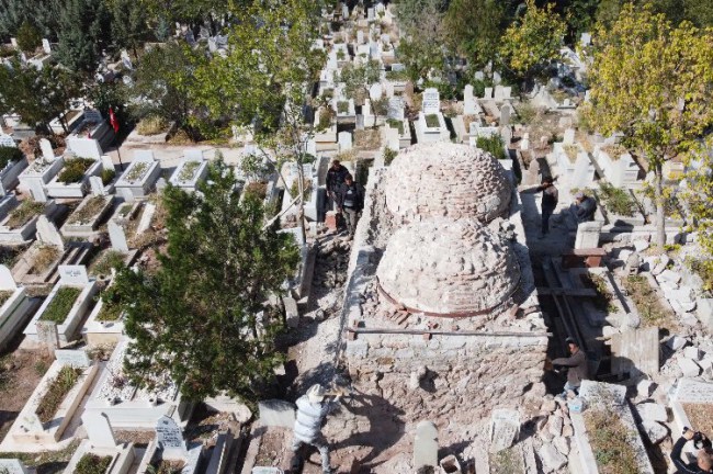 Aksaray Belediyesi, Hashas Baba ve Hamza Baba Türbelerini restore ediyor
