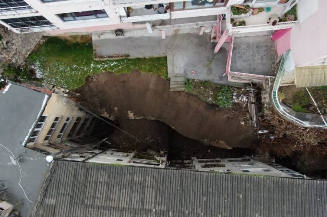 Bursa Osmangazi'ye bağlı Kavalı yeşil alana dönüşüyor