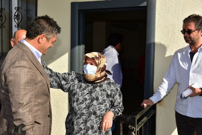 İzmir Aliağa'da Yukarı Şehitkemal Meydan Projesi devam ediyor