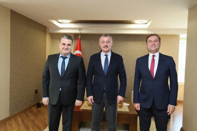 Başkan Büyükakın:" Hep birlikte katkı sunmalıyız"