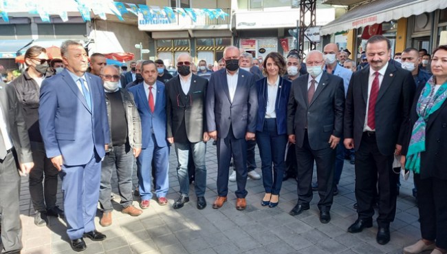 İYİ Parti Ormanlı'da tam kadro