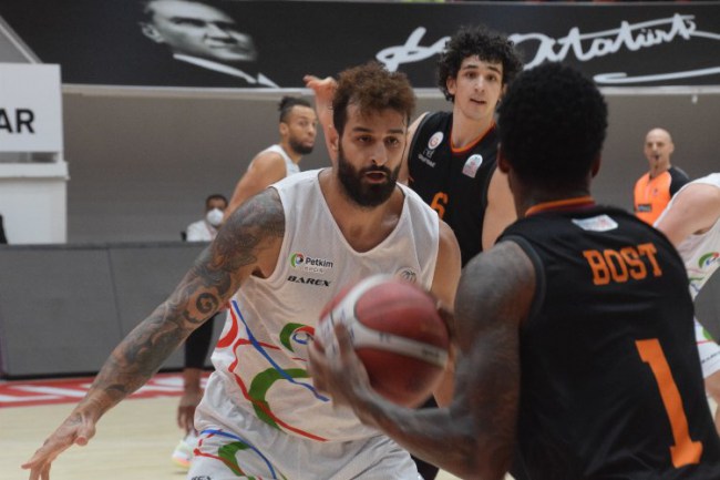 İzmir Aliağa Petkim Spor 81 – 95 Galatasaray NEF