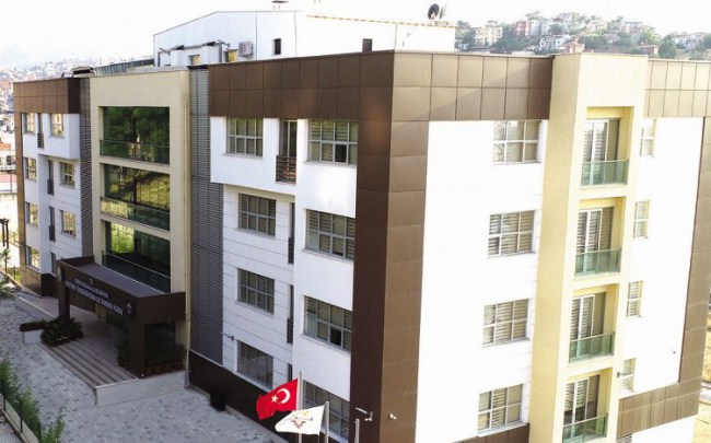 İzmir Karabağlar'daki örnek yurtta örnek indirim