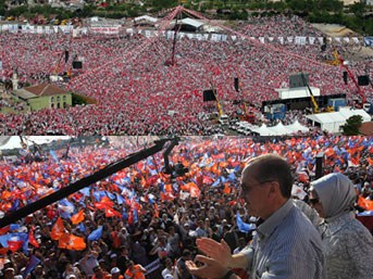 Meydanda 1milyon polemiği