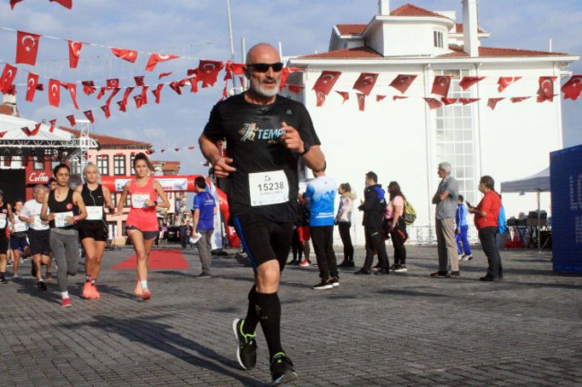 Bursa'da atletizmciler Mudanya Mütarekesi için koştular