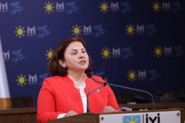 İYİ Partili Yüksel: "Merkez Bankası Başkanı'nı görevden alınacak söylentisi var"