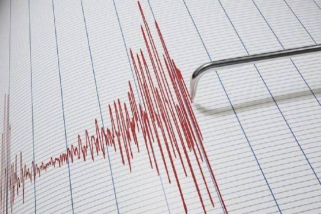 Girit Adası 6,3 sallandı!