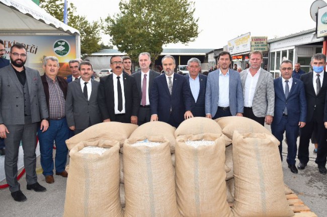 Bursa'da çiftçi kazanıyor, ürünler değerleniyor