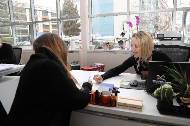 İzmir Gaziemir'de CV Bank