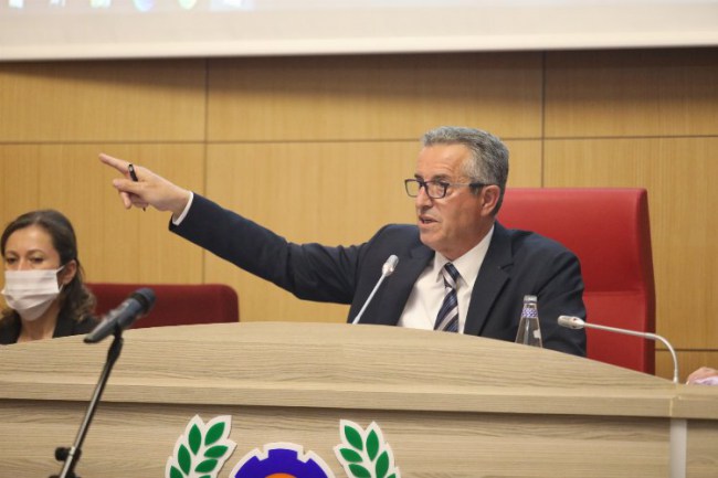 İzmir Gaziemir'de 2022 bütçesi görüşüldü