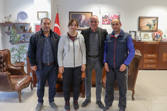 Bursa'da Gemlikli Semanur olimpiyat yolunda