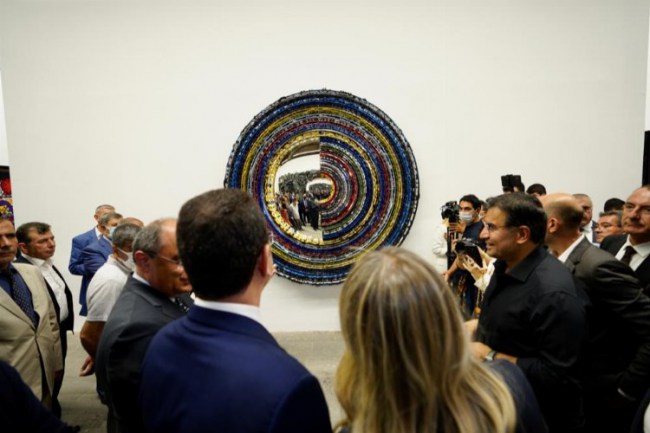 Diyarbakır'da Güneştekin'in sanatı hafızaya ışık tutuyor