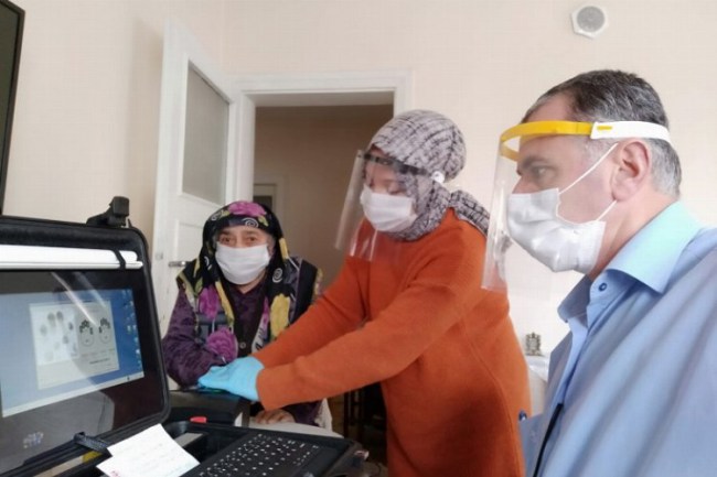 'Adreste Nüfus'tan 35 bin kişi faydalandı