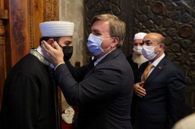 Aksaray'da üniversite okuyan gencin 5 yıllık hayali gerçek oldu