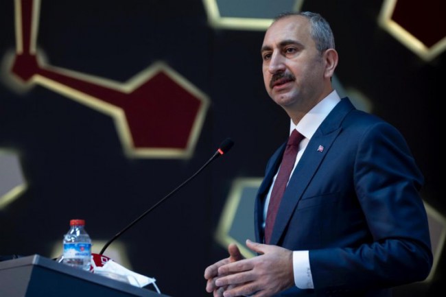 Bakan Gül: "Kavala çağrısı had ve hudut bilmezliktir"