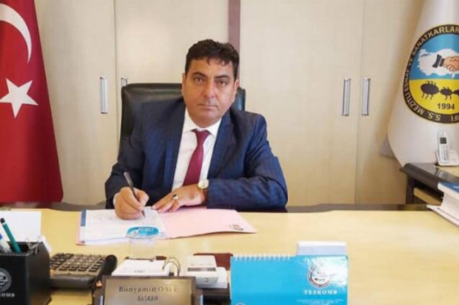 MHP'li Mersin Büyükşehir Meclis Üyesi Önal, esnafın sesi oldu