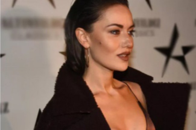 Fahriye Evcen'den 15 dadı açıklaması