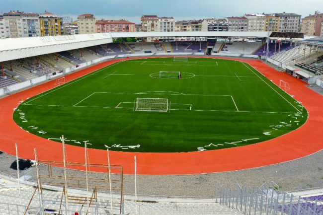 Kocaeli Gebze Stadı yenileniyor