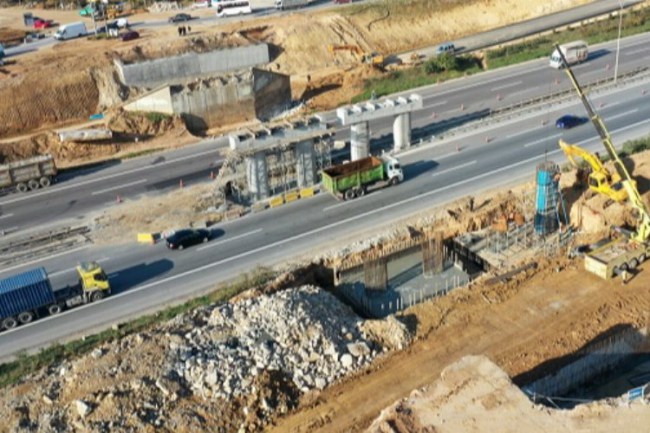 Kocaeli'nde Yeni Tembelova Köprüsü inşa ediliyor